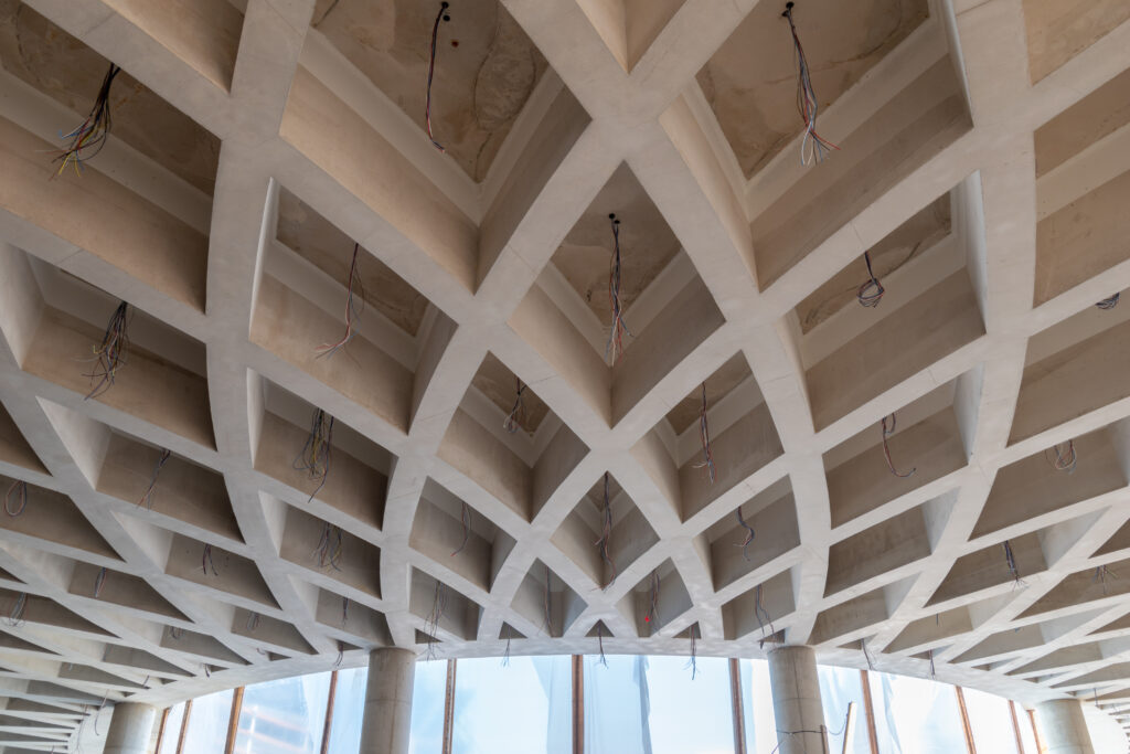 Wine cellar architecture: custom-made formwork for signature projects 3 Wine cellar architecture: curved coffered ceiling made of concrete with custom formwork